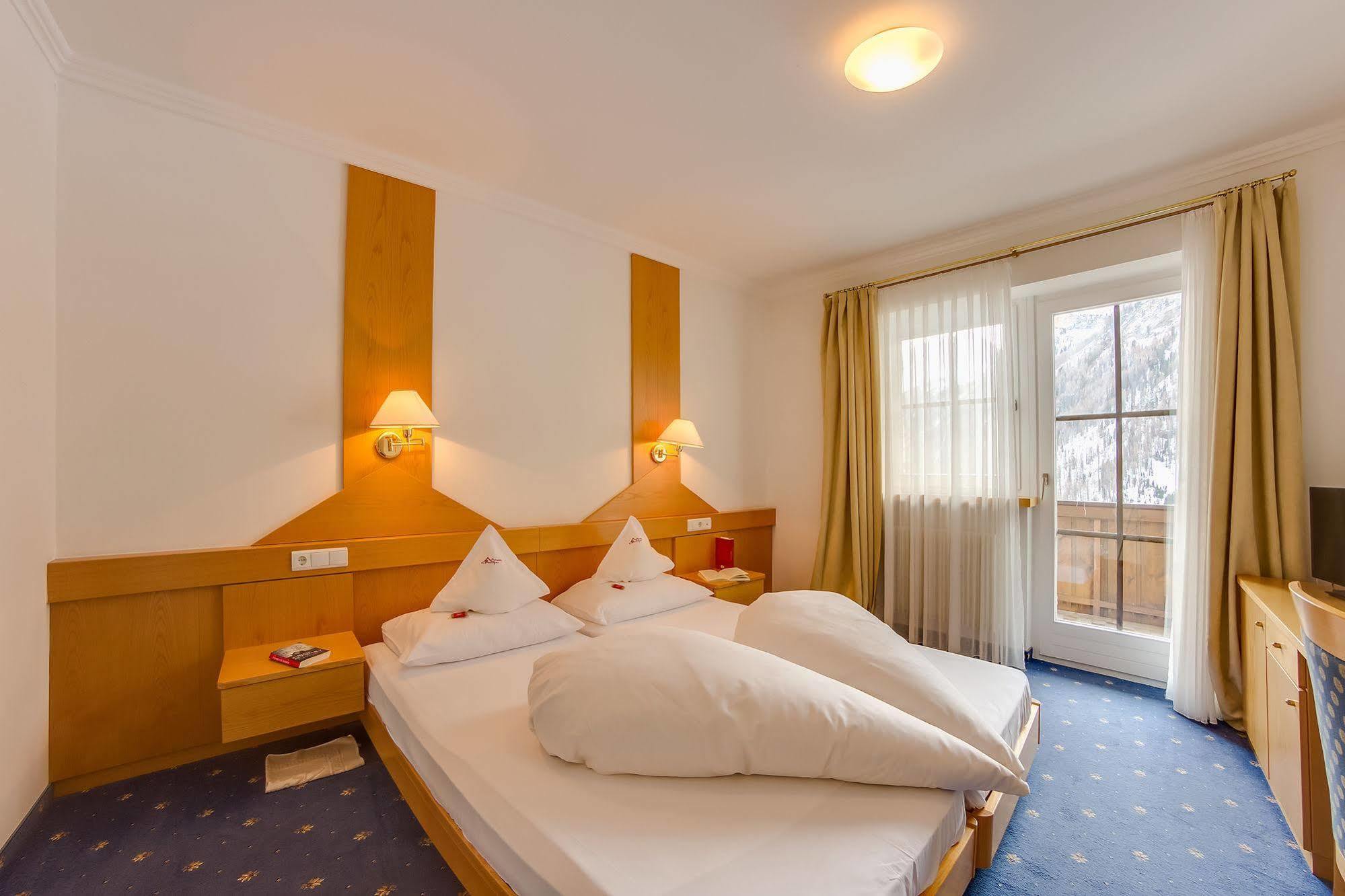Hotel Berger Superior 里瓦迪图雷斯 外观 照片