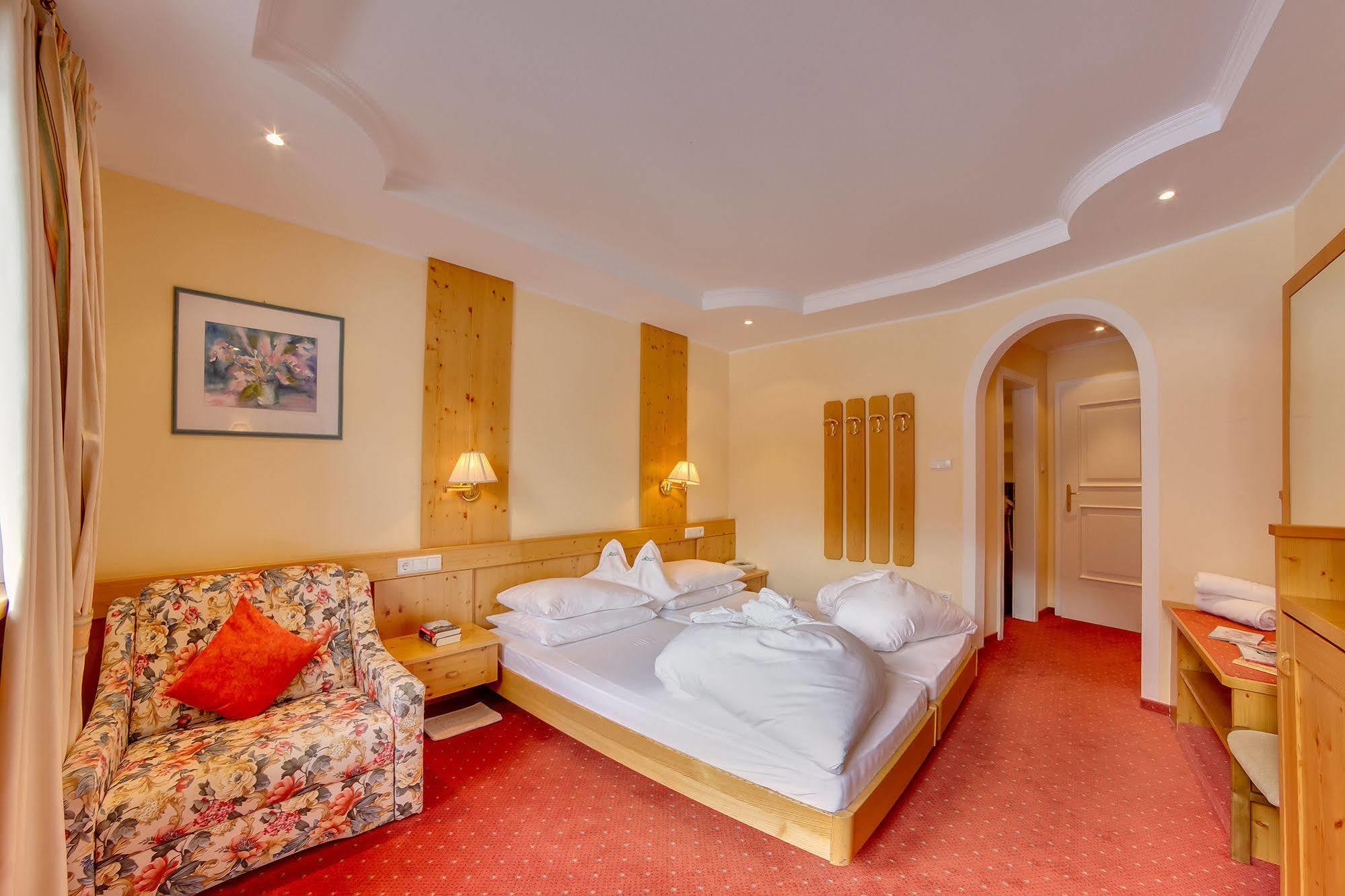 Hotel Berger Superior 里瓦迪图雷斯 外观 照片